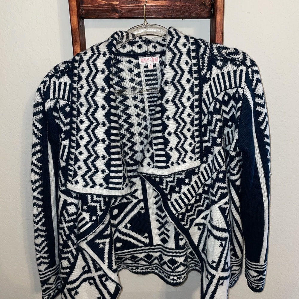 Knit Patterned Cardigan